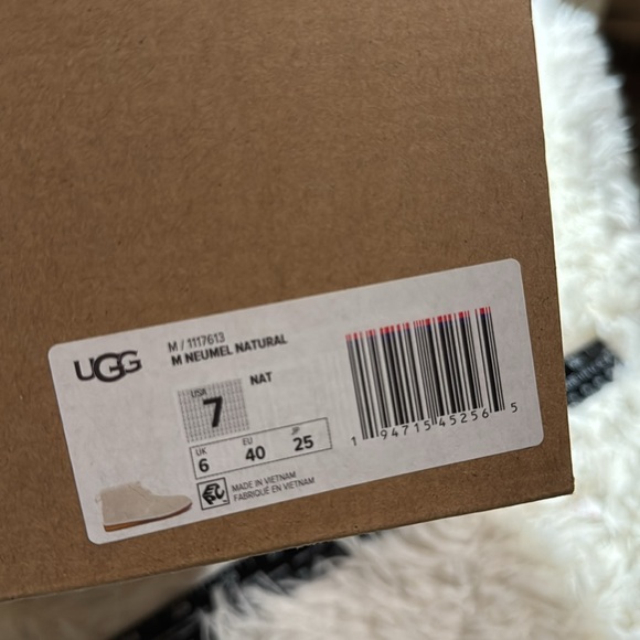 NWT UGG NEUMEL NATURAL - Picture 10 of 10